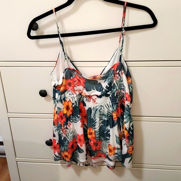 Guess floral tank top, with adjustable strap, took tags off, never worn. - Picture 2 of 3